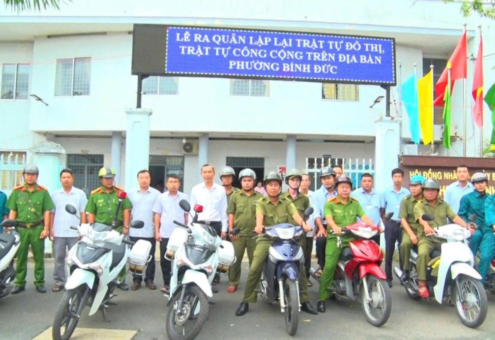 PHƯỜNG BÌNH ĐỨC RA QUÂN LẬP LẠI TRẬT TỰ ĐÔ THỊ, TRẬT TỰ CÔNG CỘNG