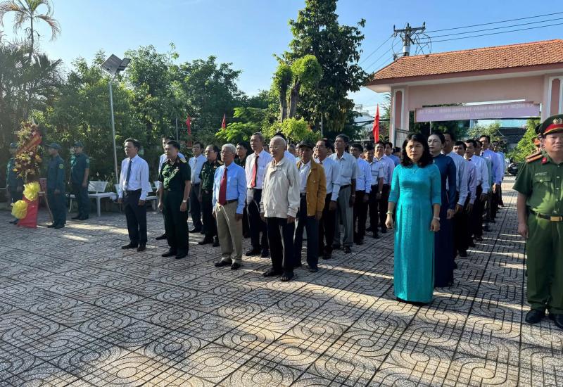 Lễ viếng Nhà bia ghi danh Liệt sĩ và dâng hương tại Khu di tích cách mạng Mỹ Khánh, nhân kỷ niệm 78 năm Ngày Thương binh – Liệt sĩ (27/7/1947 – 27/7/2025)