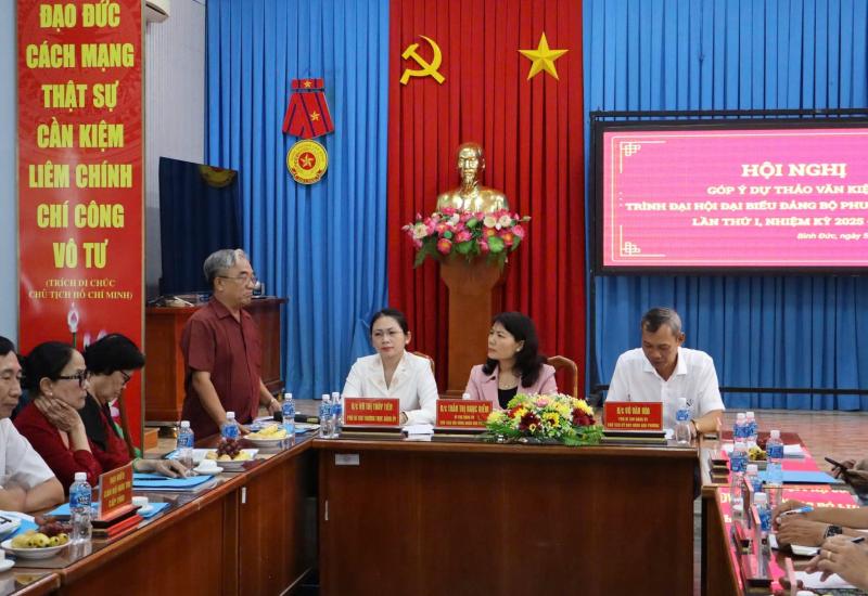 Ban Thường vụ Đảng ủy phường Bình Đức tổ chức hội nghị đóng góp dự thảo báo cáo chính trị Đại hội Đảng bộ phường Bình Đức lần thứ I, nhiệm kỳ 2025-2030
